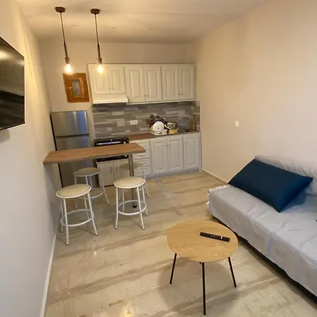 Helen's Apartments&studios
