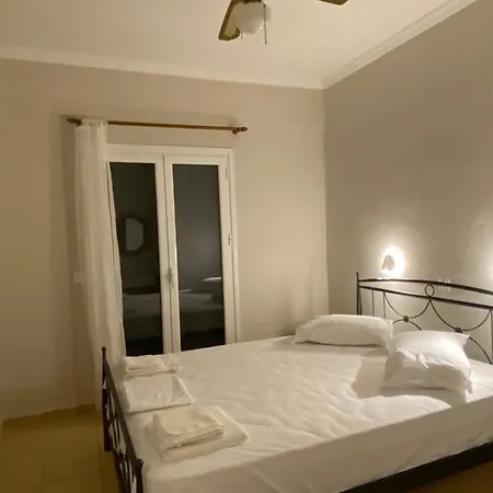 Apartament Helen's And