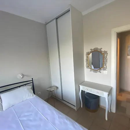 Apartament Helen's And