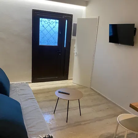 Helen's And Apartament *