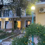 Helen's And * Dassia (Corfu)