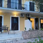 Helen's And * Dassia (Corfu)